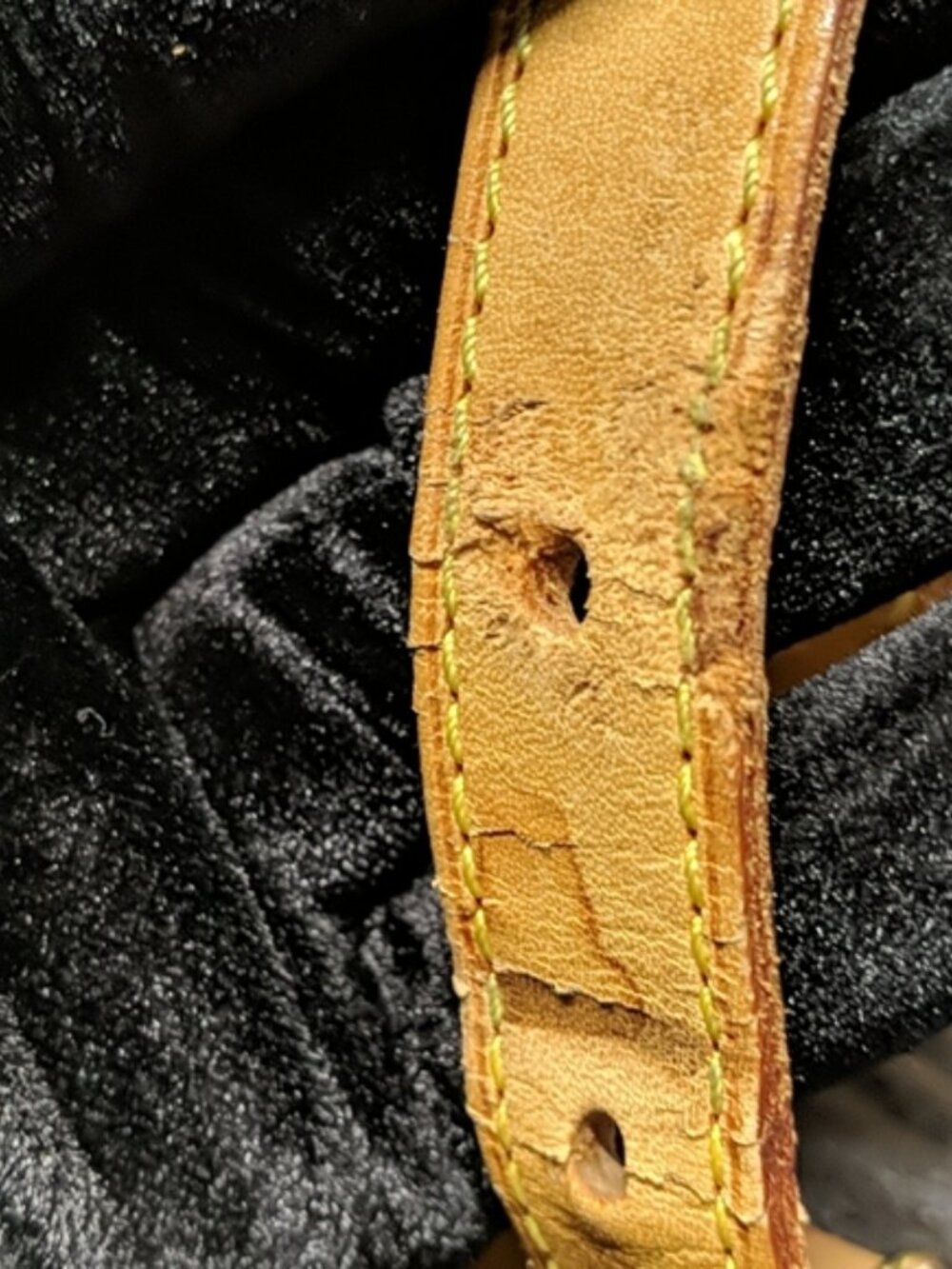 LOUIS VUITTON Monogram Canvas Odeon GM 2WAY Bag - Picture 6 of 14